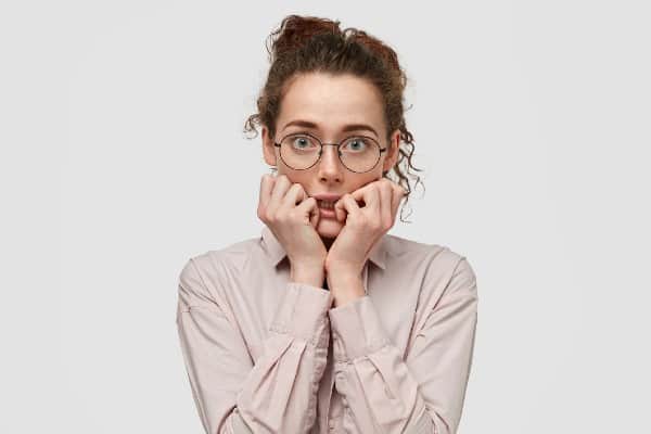 Consejos para evitar morderse las uñas