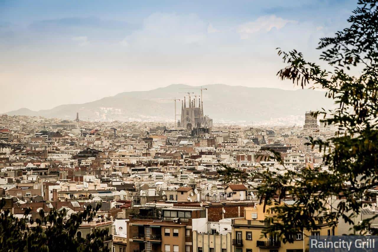 cathedral, sagrada familia, barcelona